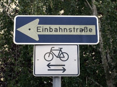 Foto: Einbahnstrasse für Fahrräder offen