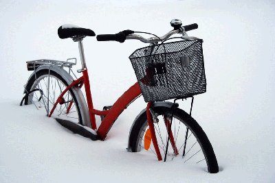 Foto: Fahrrad im Schnee